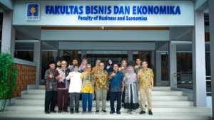 FBE UII Sambut Kunjungan Alumni yang Kini Menjabat Direktur Bank Syariah Nasional
